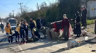 Sapanca'da Kamyonet ile Motosiklet Çarpışması: Baba Hayatını Kaybetti, Oğlu Ağır Yaralı