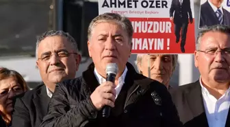 CHP'den Ahmet Özer İçin Protesto: Tutukluluk Hukuki Değil