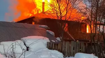 Kastamonu'da Yangın: İki Katlı Ev Kullanılamaz Hale Geldi