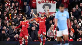 Liverpool, şampiyonluk yarışındaki en büyük rakibini saf dışı bıraktı