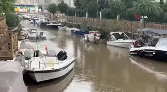 Marmaris'te Sağanak Yağışlar Balıkçı Teknesini Suya Gömdü