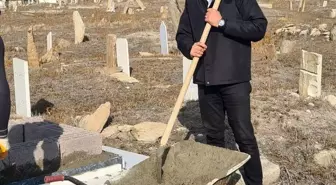 36 yıl sonra şehit sayılan Savsar'ın mezarı yapıldı