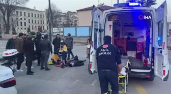 Bolu'da Motosiklet ile Otomobil Çarpıştı: 1 Yaralı