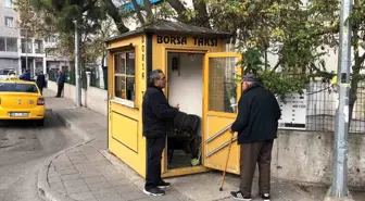 Çorlu'da Taksi Durağının Camları Kırıldı, Esnaf Taşınmak İstiyor