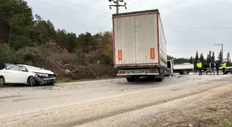 Kocaeli'de Zincirleme Trafik Kazası: 3 Yaralı