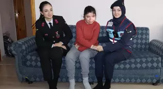 Engelli Zeynep'in Asker Olma Hayali Gerçekleşti