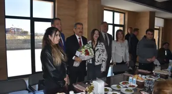 Şırnak Valisi Ekici, engellilerle bir araya geldi