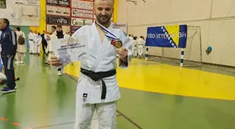 Fatih Dağıstanlı, Veteranlar Judo Balkan Şampiyonası'nda Gümüş Madalya Kazandı