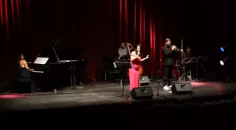 İpek Göztepe Quintet, Betty Carter'ın Parçalarını Yorumladı