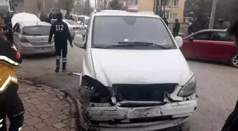 Malatya'da 4 Araçlı Trafik Kazasında İki Yaralı