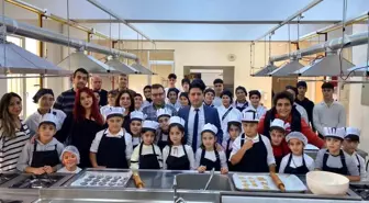 Cumayanı İlkokulu'ndan Pasta ve Börek Yapma Etkinliği