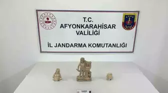 Afyonkarahisar'da Jandarma, Roma Dönemine Ait Heykeller Ele Geçirdi