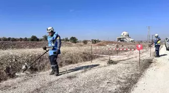 Tel Rıfat'ta Patlayıcı Temizliği Devam Ediyor