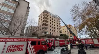 Ataşehir'de Kentsel Dönüşüm Bölgesinde Yangın