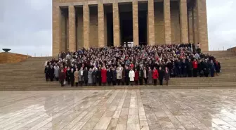 Kadınlara Seçme ve Seçilme Hakkı 90. Yıldönümü Anıtkabir'de Kutlandı