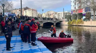 Eskişehir'de Acil Sağlık Hizmetleri Haftası Kapsamında Boğulma Tatbikatı Düzenlendi
