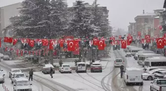 Gümüşhacıköy'de Kar Yağışı Etkili Oldu