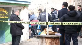 Niğde'de Hamamda Sobadan Sızan Gazdan İki Kişi Hayatını Kaybetti