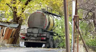 Pendik'te Tanker Kazası: Tuz Ruhu Döküldü