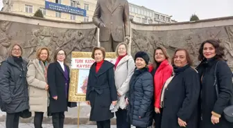 Türk Kadınlar Birliği'nden Seçme ve Seçilme Hakkının 90. Yıl Dönümü Töreni