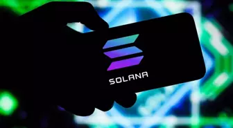 Solana DEX devi düşük ücretlerle Coinbase'e rakip oluyor