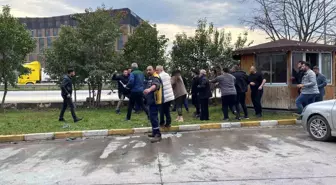 Kocaeli'de Akaryakıt İstasyonunda Kanlı Kavga: 8 Yaralı