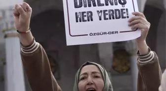 Özgür-Der, Suriye'deki Rejim Karşıtı Gruplara Destek Verdi