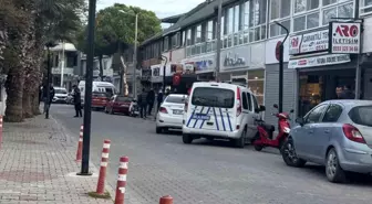 Çeşme'de Kuru Temizleme Dükkanına Silahlı Saldırı: 3 Şüpheli Tutuklandı