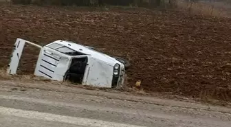 Denizli'de Şarampole Uçan Araçta 1 Yaralı