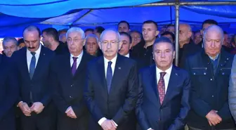 Kemal Kılıçdaroğlu, dündürü Orhan Nadir'in cenazesine katıldı