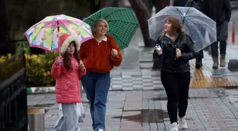 Edirne, Kırklareli ve Tekirdağ'da Sağanak Hayatı Olumsuz Etkiledi