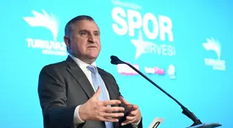 Gençlik ve Spor Bakanı Osman Aşkın Bak, Turkuvaz Medya Spor Zirvesi'nde Açıklamalarda Bulundu