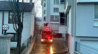 Bolu'da Doğalgaz Kombisi Yangını: 3 Kişi Hastaneye Kaldırıldı