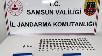 Samsun'da Jandarma Kaçakçılığa Geçit Vermedi: 113 Sikke ve 3 Eski Eser Ele Geçirildi