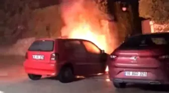 Mudanya'da Park Halindeki Araç Alev Alev Yandı