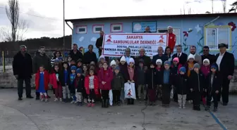 Çocuklar Üşümesin: Sakarya Samsunlular Derneği'nden Giyim Yardımı