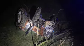 Samsun'da Devrilen Traktörün Sürücüsü Hayatını Kaybetti