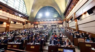 AK Parti grubu da 'evet' dedi! İBB'nin borçlanma talepleri onaylandı
