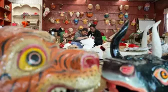 Tibet Maskesi Geleneği Yaşatılıyor