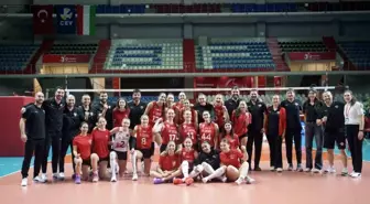 Türk Hava Yolları Kadın Voleybol Takımı, CEV Kupası'nda Play-off Turuna Yükseldi