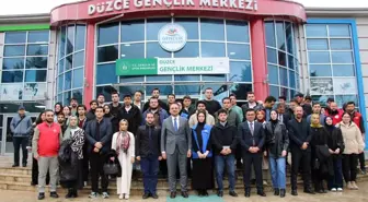 Gençlik ve Spor Bakan Yardımcısı Eminoğlu, Genç Kariyer Akademisi'nde Gençlerle Bir Araya Geldi