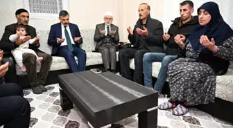 Erzurum Valisi, Şehit Uzman Çavuş Nurettin Tokyürek'in Ailesini Ziyaret Etti