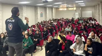 Adıyaman'da Öğrencilere Siber Güvenlik Semineri Verildi