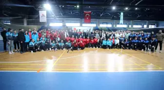 Ağrı'da düzenlenen ÜNİLİG voleybol bölgesel lig müsabakaları sona erdi