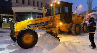 Ardahan'da Kar ve Tipi Ulaşımı Olumsuz Etkiliyor