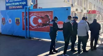 Manisa'da Aranan Üç Kişi Yakalandı