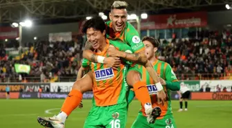 Trendyol Süper Lig'de Alanyaspor, Gaziantep FK'yı 3-0 Mağlup Etti