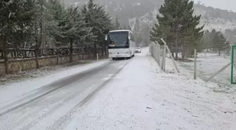 Beypazarı'nda Kar Yağışı Etkili Olmaya Başladı