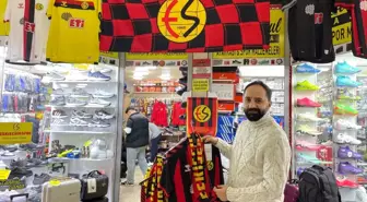 Eskişehirspor Taraftarlarından Forma Satışlarına Yoğun İlgi