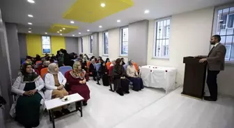 Muş'ta Hafızlık Eğitimi Alan Kız Öğrencilere 'Hanım Sahabiler' Semineri